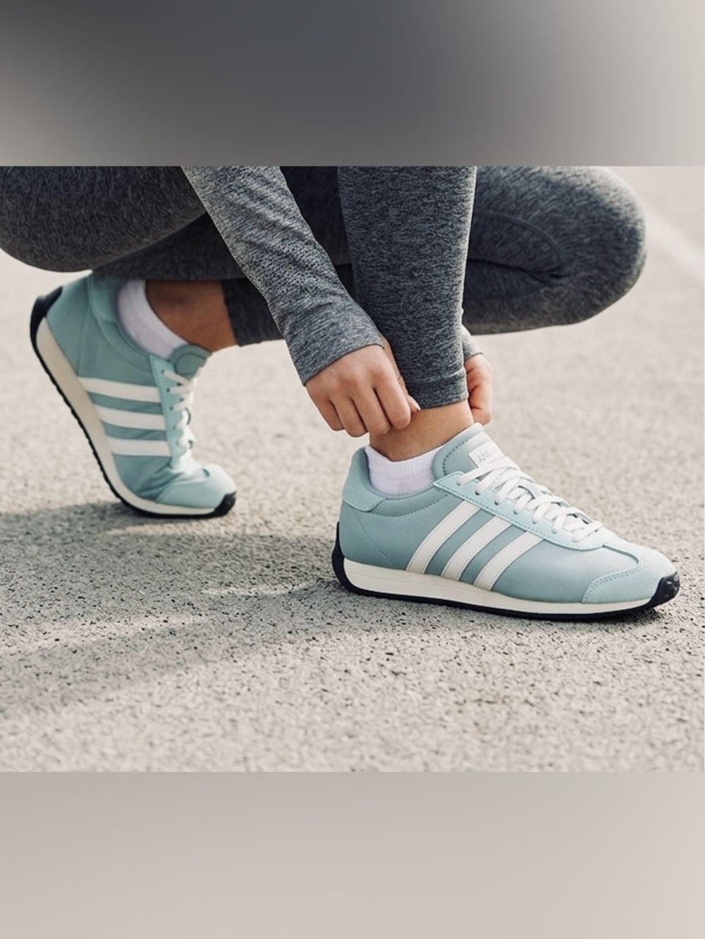 adidas RunVista Halo Women’s Sneakers - Light Blue Mint/White size 9.5